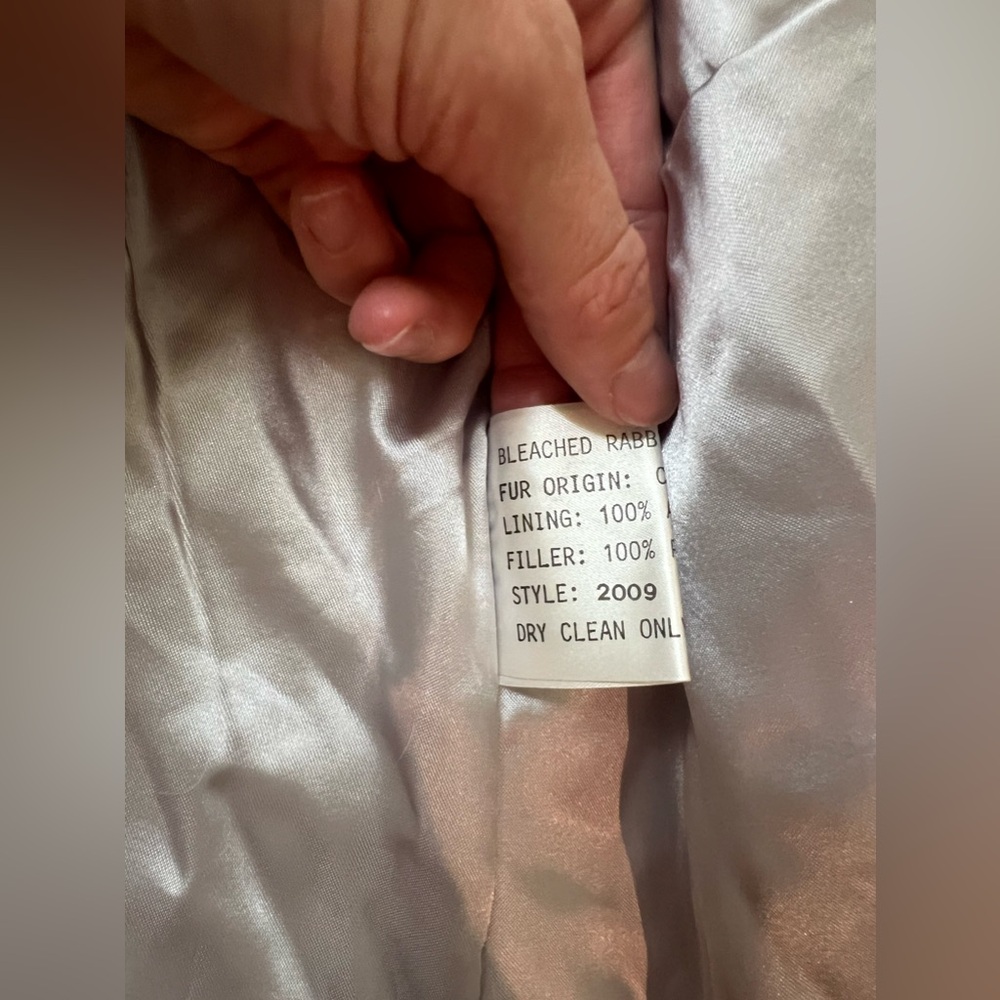 Wilson’s M Rabbit Fur Coat - Picture 8 of 11